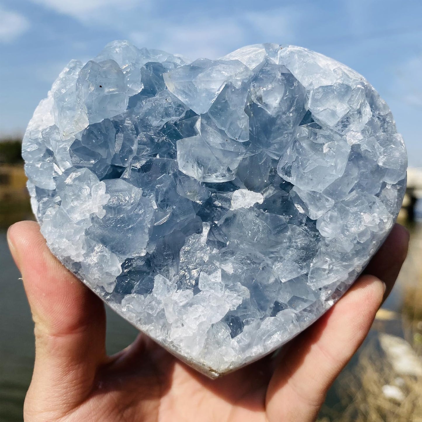 MOGEMT Large Raw Blue Celestite Crystal Geode Natural Healing Crystal Cluster Irregular Celestine Stone Home Decor 4-6 Lbs