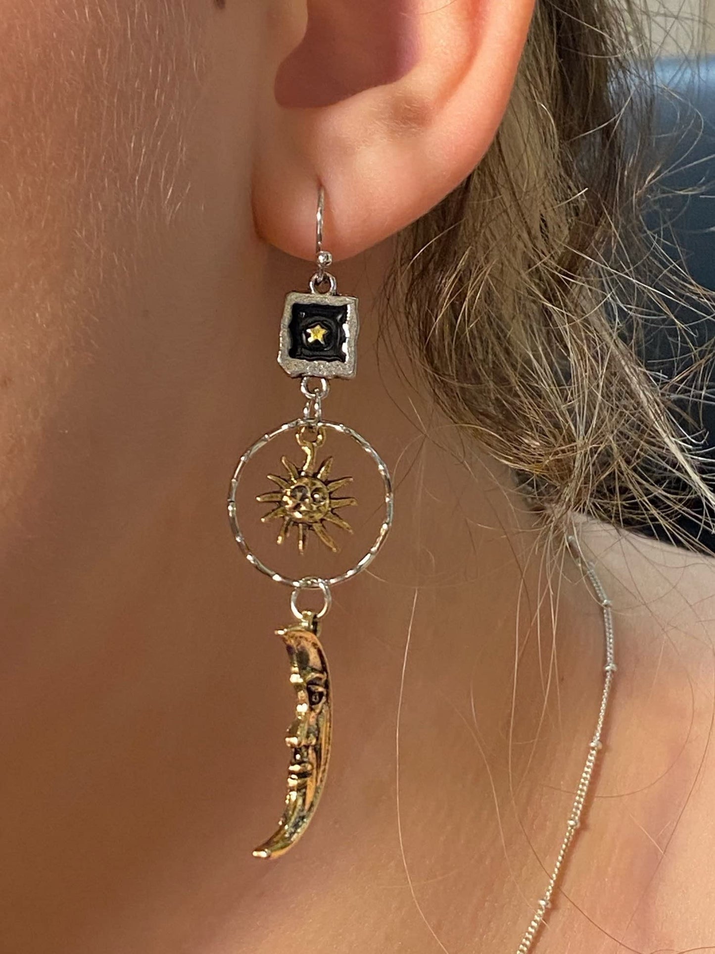 Vintage Sun Moon Star Dangle Earrings for Women, Greek Mythology Asymmetric Drop Earrings (Gold)