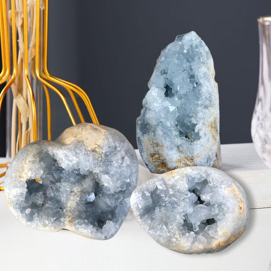 MOGEMT Large Raw Blue Celestite Crystal Geode Natural Healing Crystal Cluster Irregular Celestine Stone Home Decor 4-6 Lbs