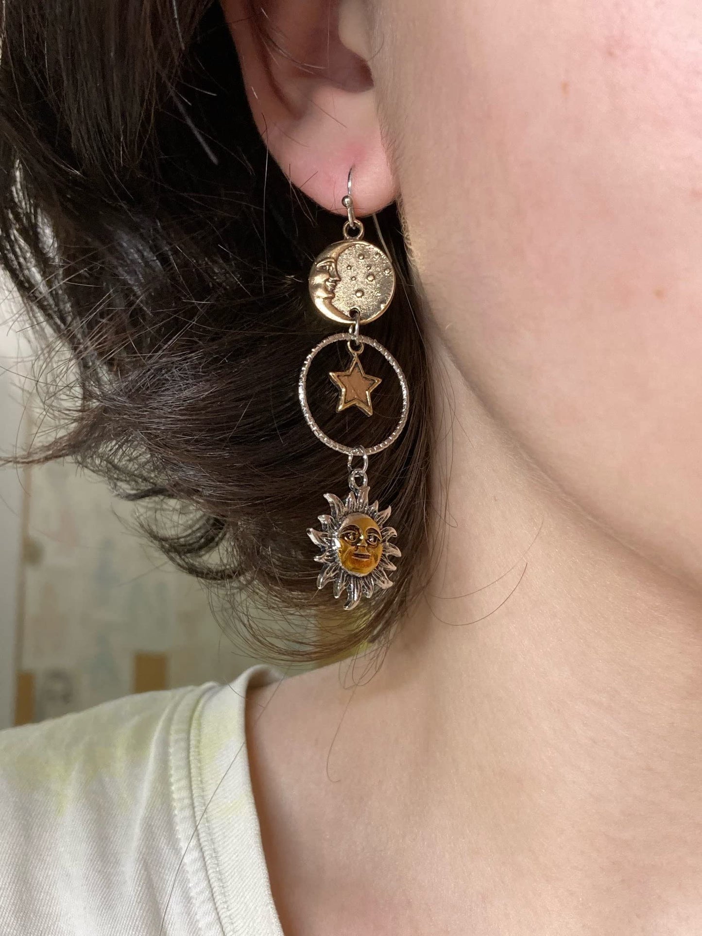 Vintage Sun Moon Star Dangle Earrings for Women, Greek Mythology Asymmetric Drop Earrings (Gold)